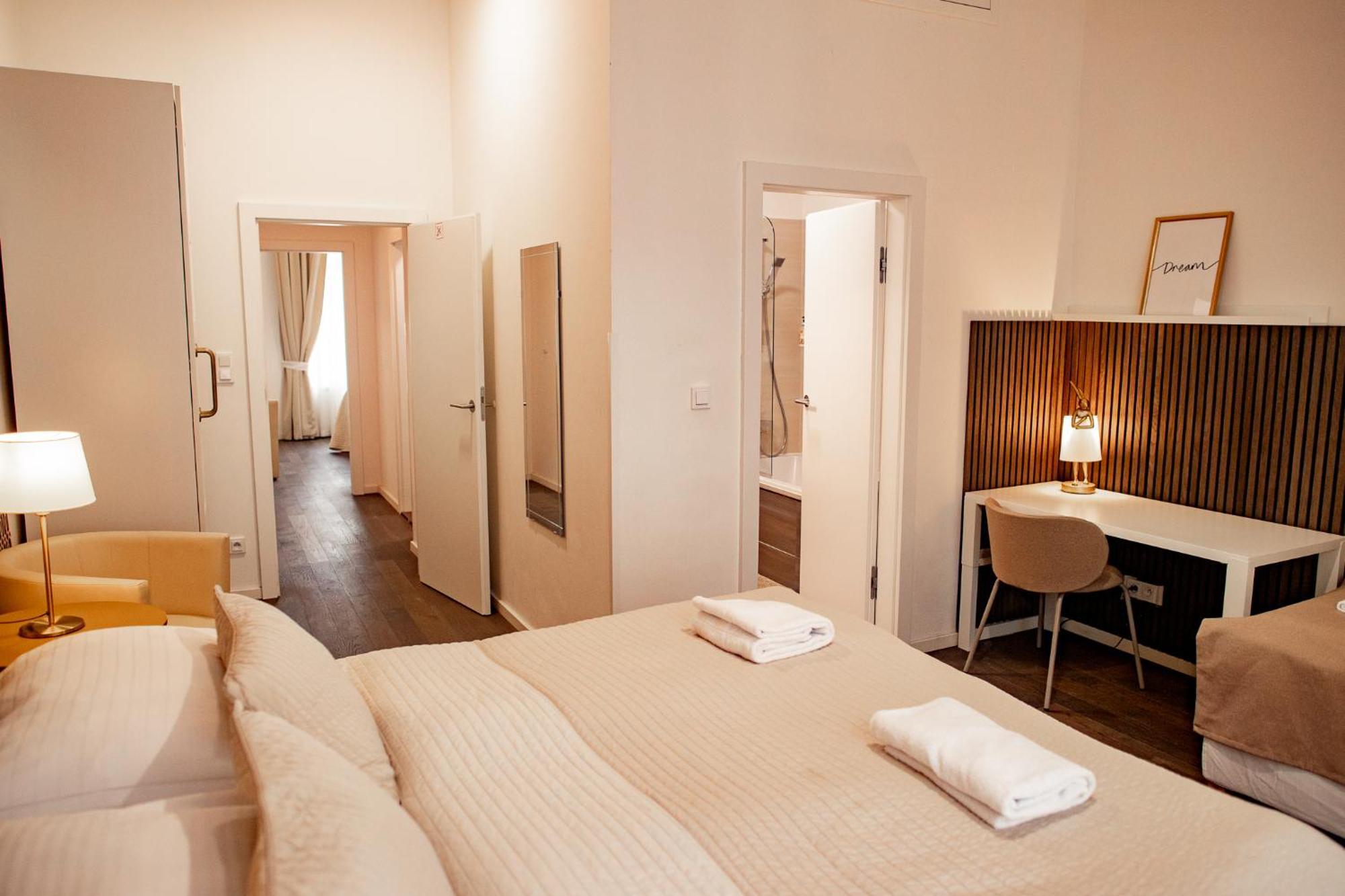Luxury Modern Designed Oldtown Apartment Prag Eksteriør billede